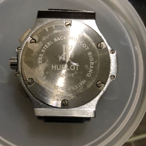 Watch - Picture 2 of 4